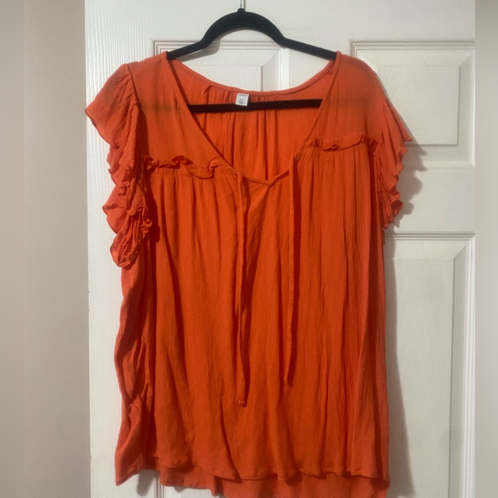NWOT old navy blouse.
